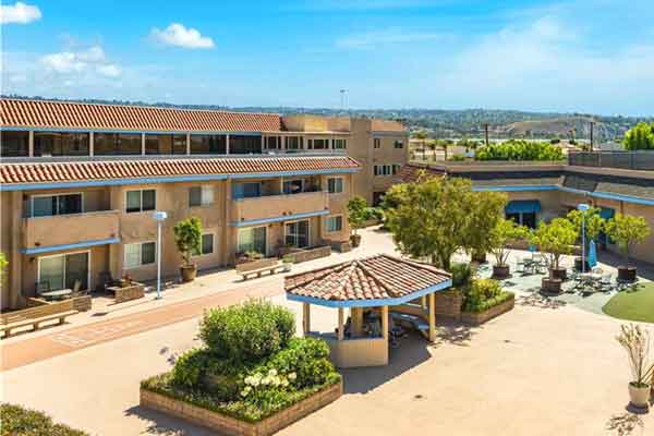 Sunset Gardens 55+ condos in Torrance 